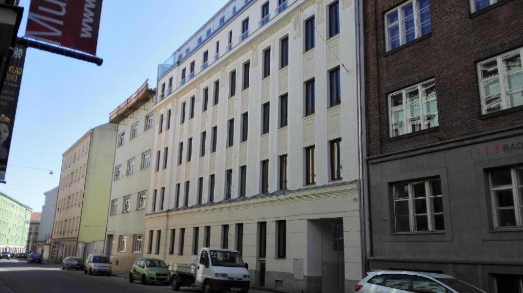 Apartments Near The Center With Privat Parking Brno Zewnętrze zdjęcie